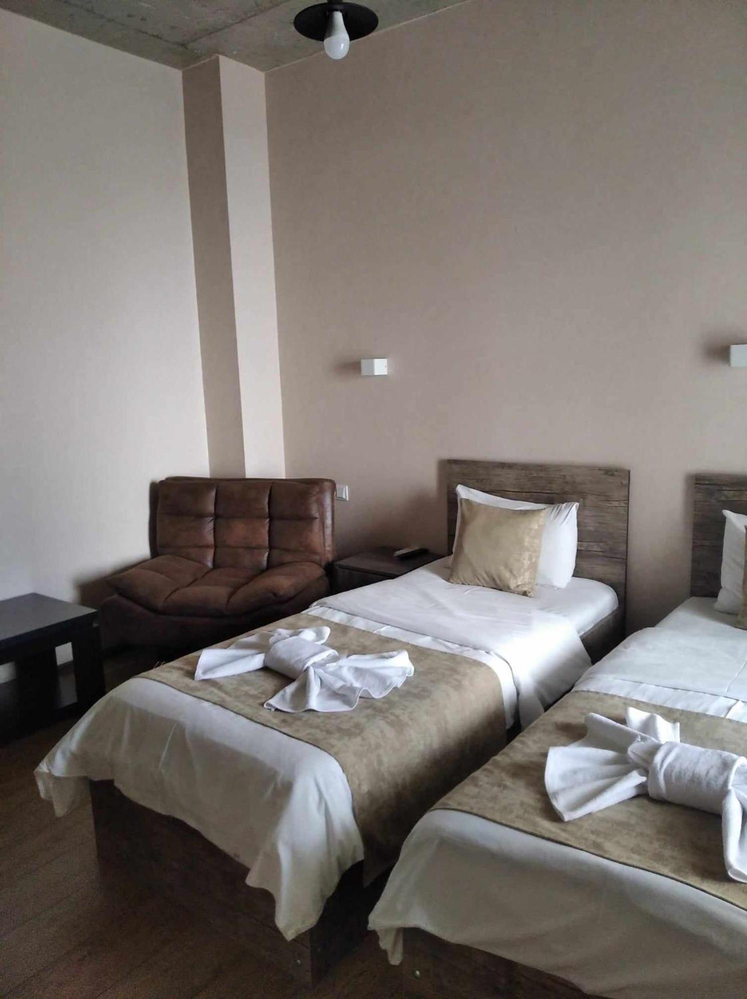 Magic Hotel Tbilisi Esterno foto