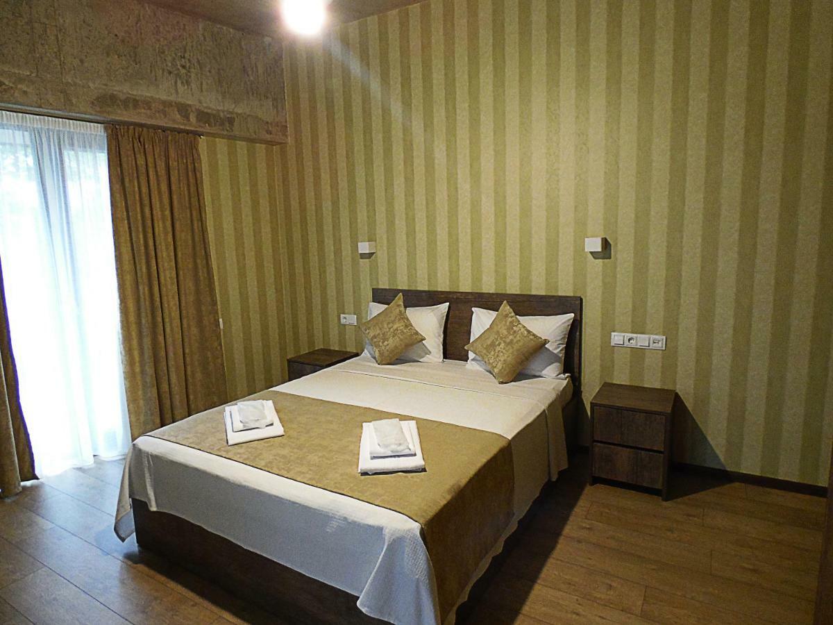 Magic Hotel Tbilisi Esterno foto