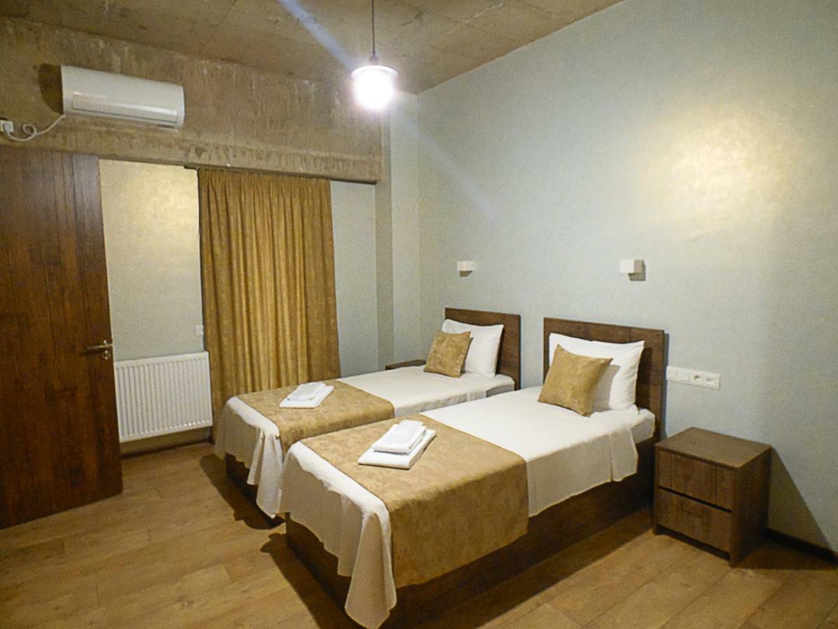 Magic Hotel Tbilisi Esterno foto