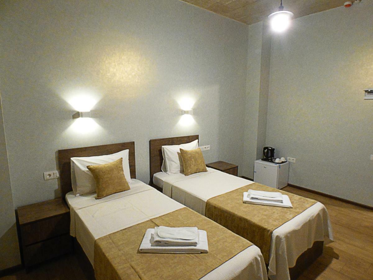 Magic Hotel Tbilisi Esterno foto